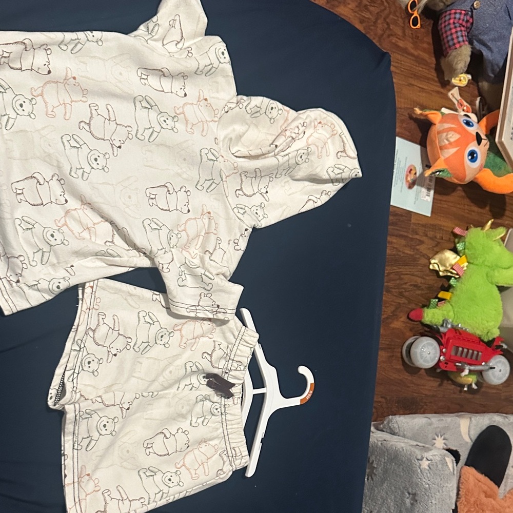Winnie the Pooh Disney shorts and hoodie set